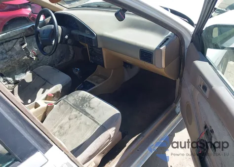 1994 Mercury Tracer Trio z USA, uszkodzony, nr VIN 3MARM10J5RR635397